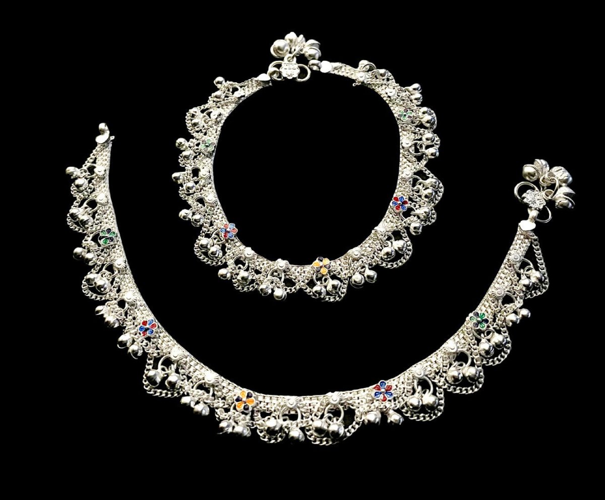 AanyaCentric Silver Plated White Metal Payal Indian Traditional Ethnic Fashion Imitation Jewellery Foot Chain | Swadesiicart