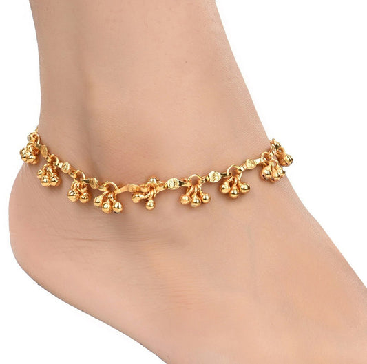 AanyaCentric Gold-Polished White Metal Payal Indian Traditional Ethnic Fashion Imitation Jewellery Foot Chain | Swadesiicart