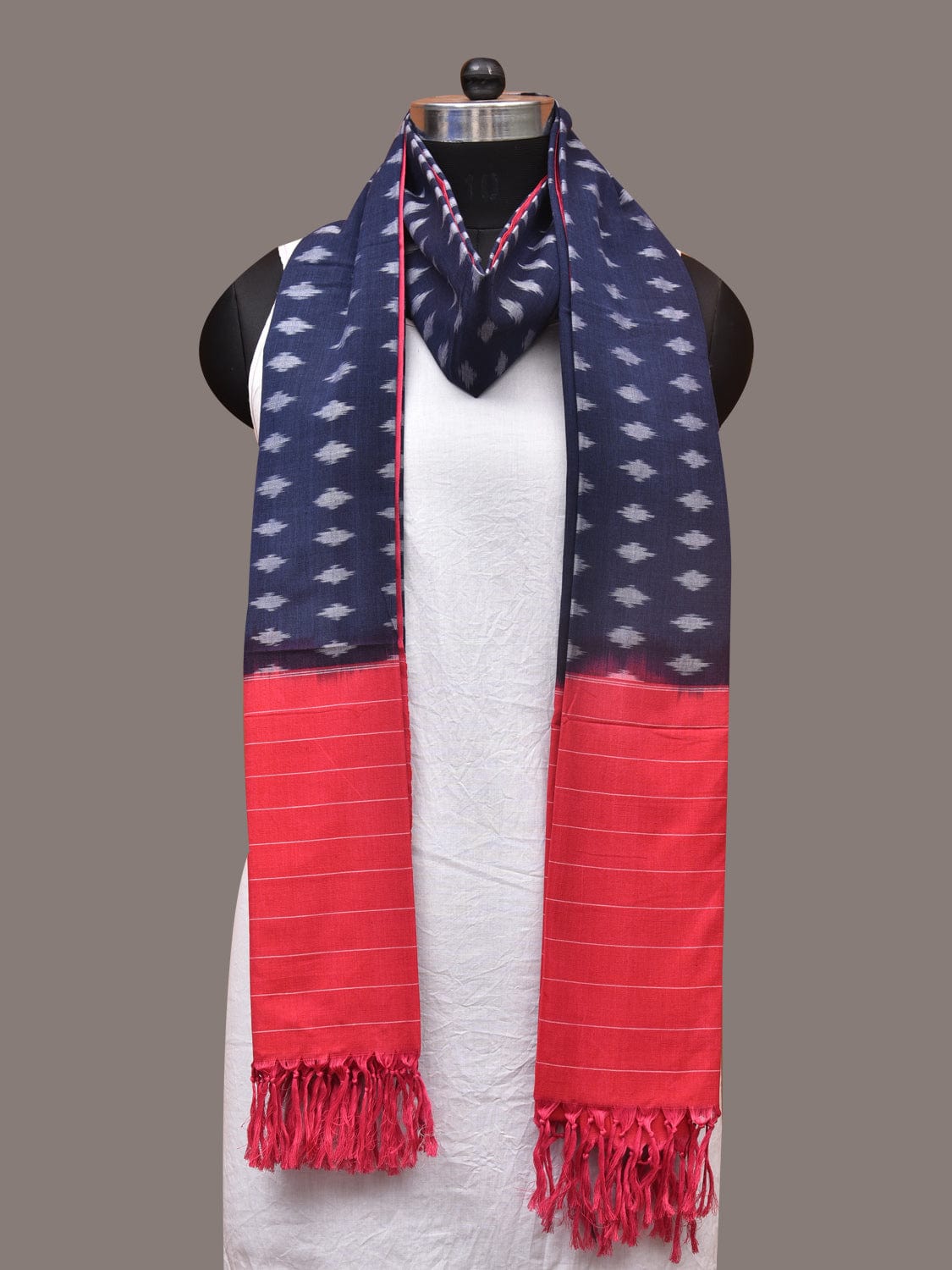 Navy and Red Pochamaplly Ikat Cotton Handloom Dupatta with Temple Border Design - Global Threads | Swadesiicart