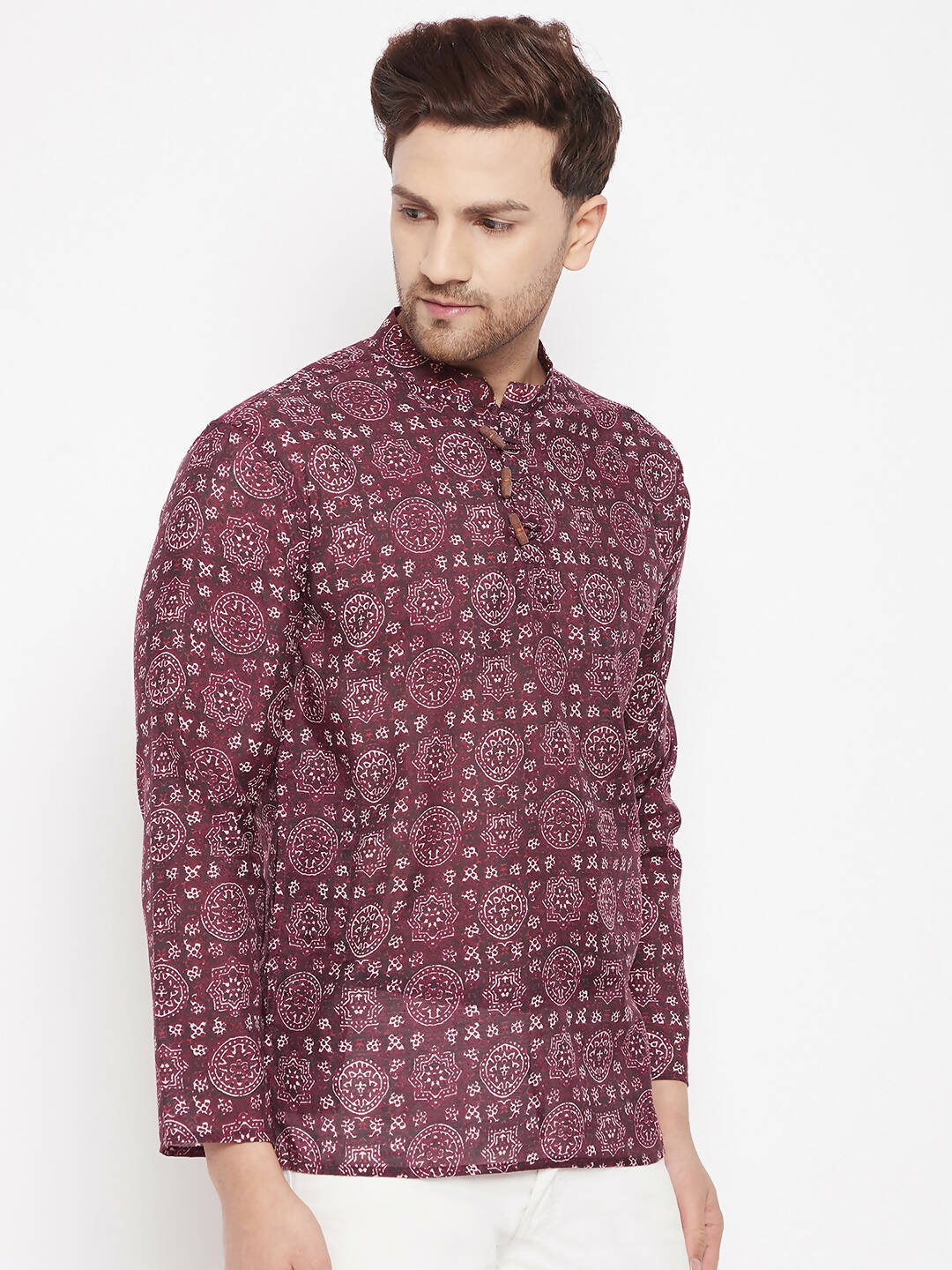 Even Apparels Maroon Pure Cotton Men's Kurta With Slit Neckline | Swadesiicart