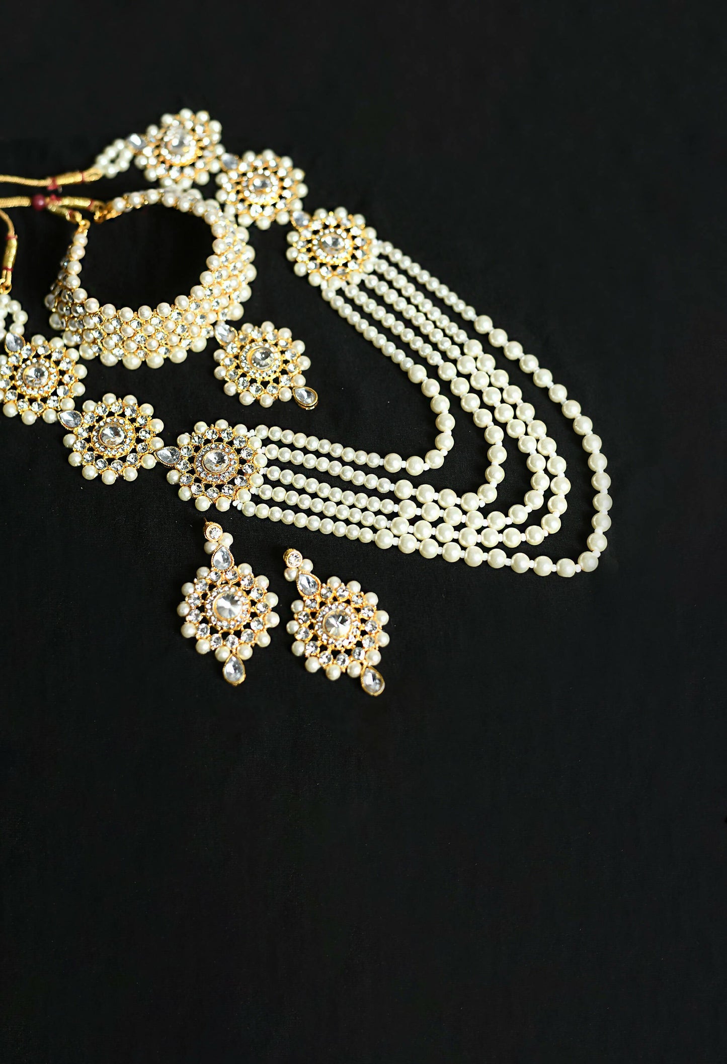 Mominos Fashion Johar Kamal Gold-Polished Rani Haar with Off white Pearls Jewellery Set - Swadesiicart