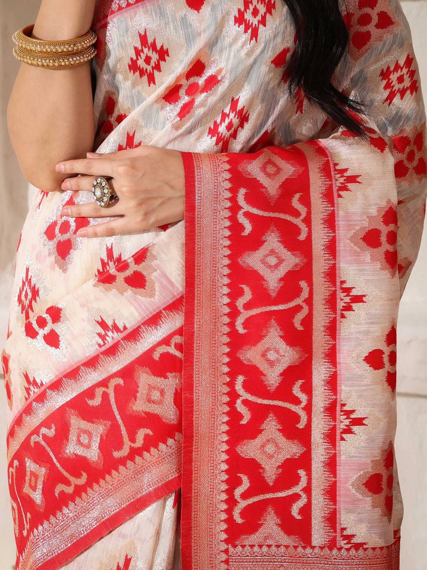 Shree Shyam Fashion Linen Cotton Red & White Saree