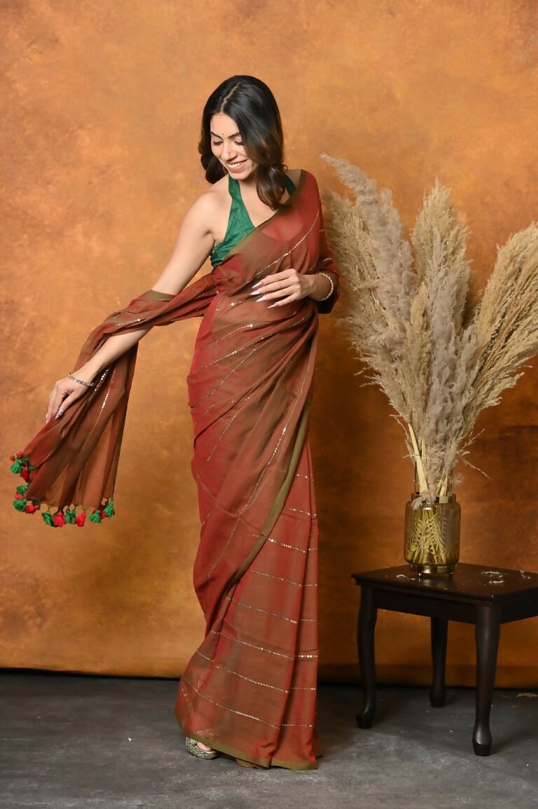 Very Much Indian Designer Mul Cotton Handloom Saree with Sequins - Dual Tone Red Green | Swadesiicart
