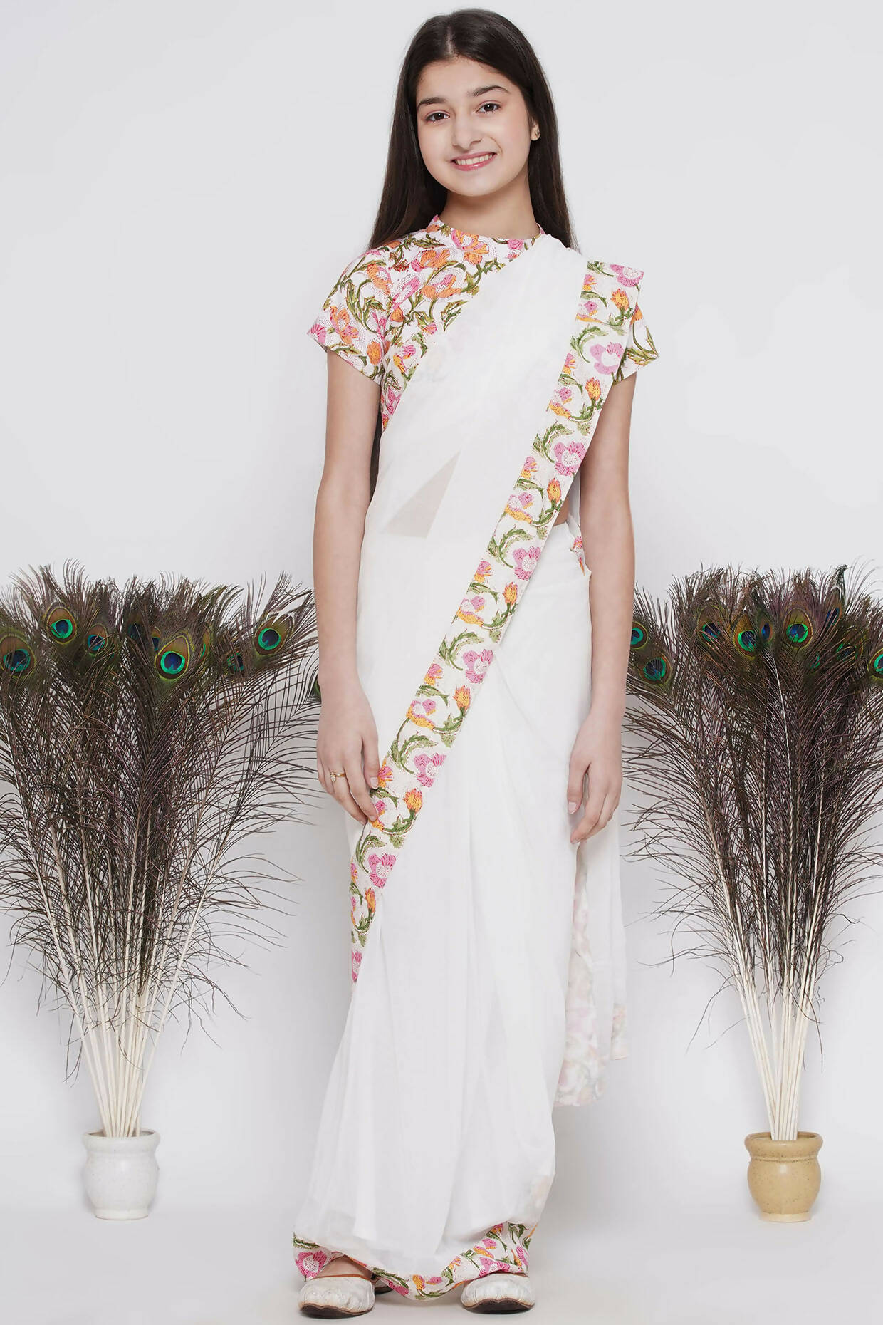 Little Bansi Floral Print Ready To Wear Saree And Floral Blouse - White | Swadesiicart