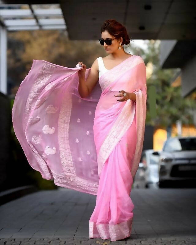 DEIANA'S Beautiful Designer Golden zari Soft Cotton Saree - Pink - Swadesiicart