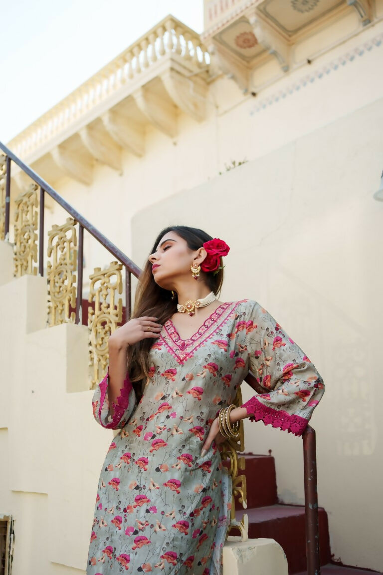 Vaasva Women Pista Green Muslin Embroidered Kurta & Pant Set | Swadesiicart