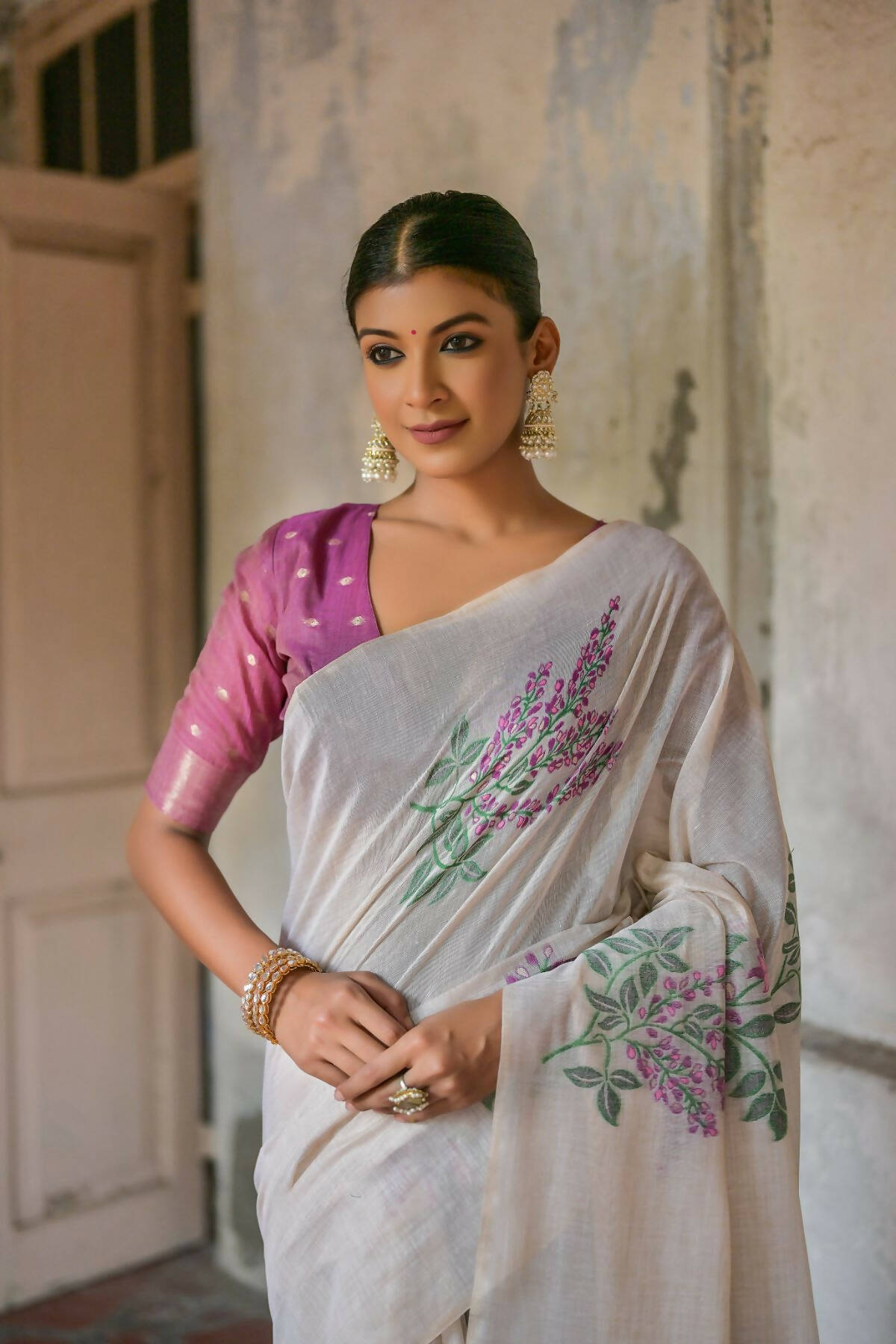 Vishnu Weaves Women's Wine Muga Cotton Woven Saree with Blouse - Swadesiicart