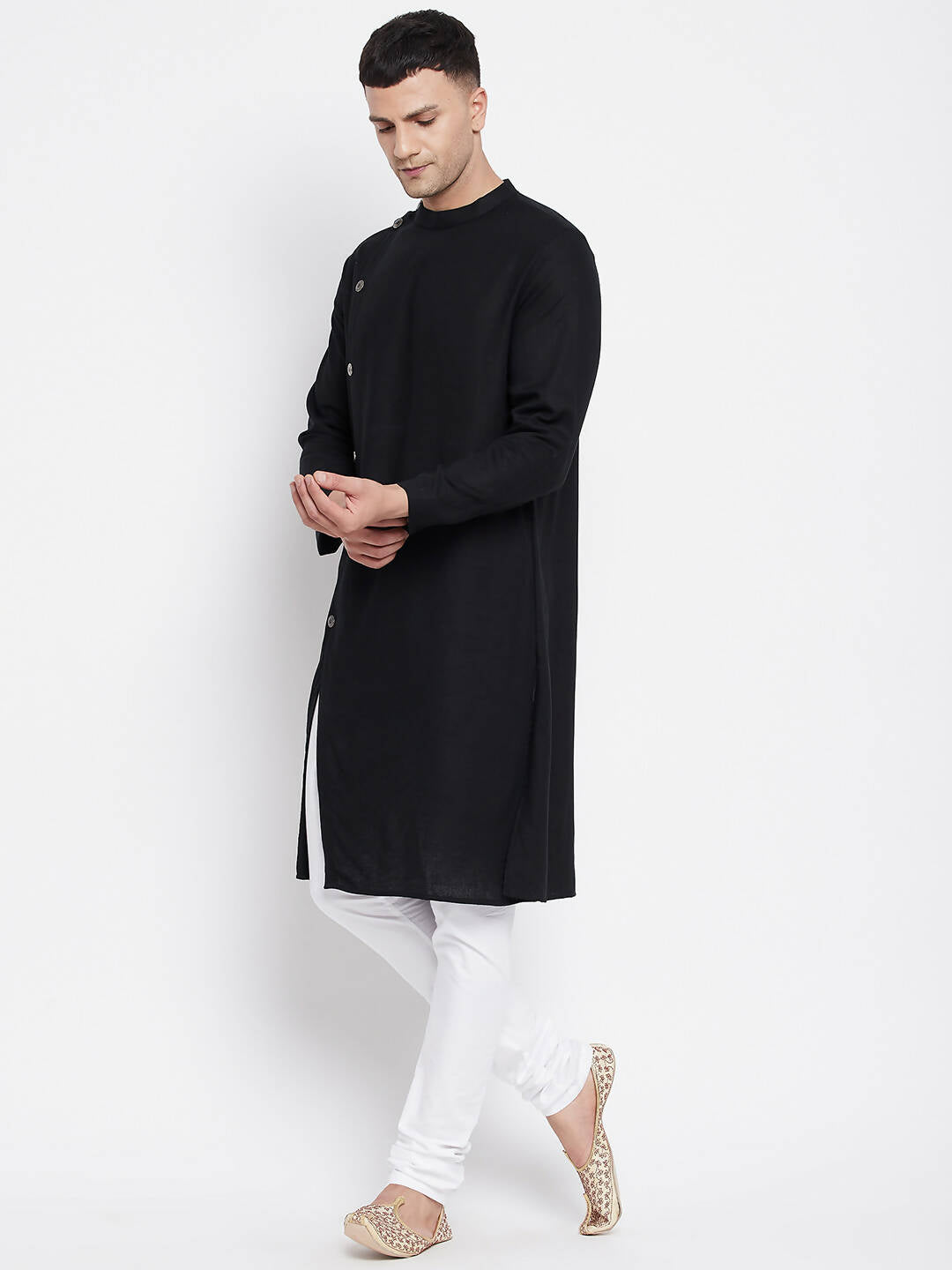Even Apparels Black Pure Cotton Men's Sherwani Kurta With Asymetrical Cut | Swadesiicart