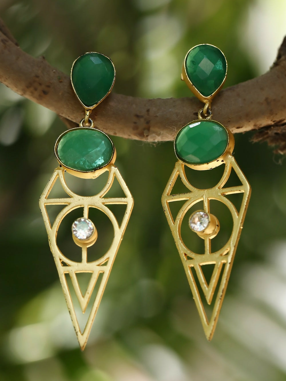 Joban Fashion Women Green Stone Matte Gold Earrings | Swadesiicart