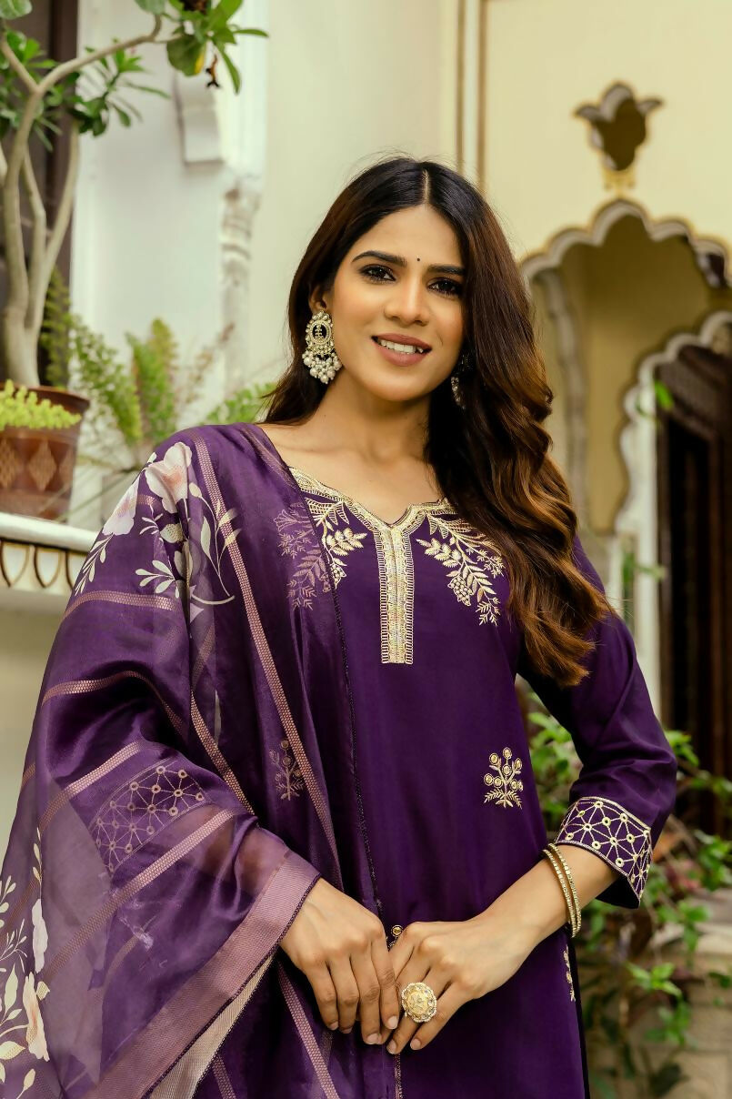 The52 Wine Women's Beautiful Viscose Chanderi Fabric Thread Work Straight Kurta Pant and Dupatta Set - Swadesiicart
