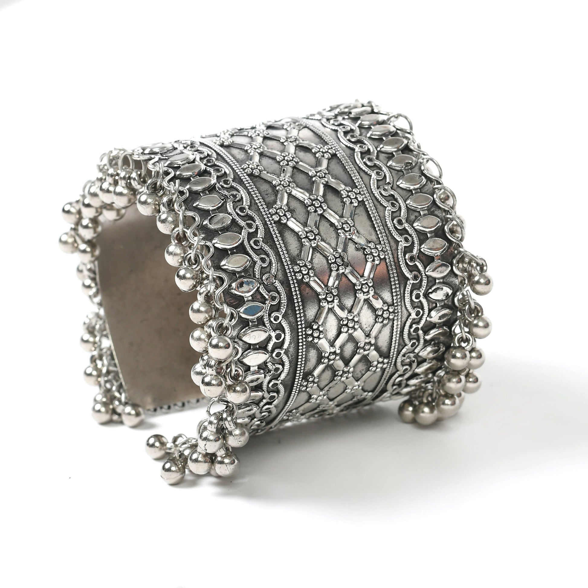 Mominos Fashion Joharkamal Oxidised Silver-Plated Ghungroo Handcraft Bracelet - Design 026 - Swadesiicart