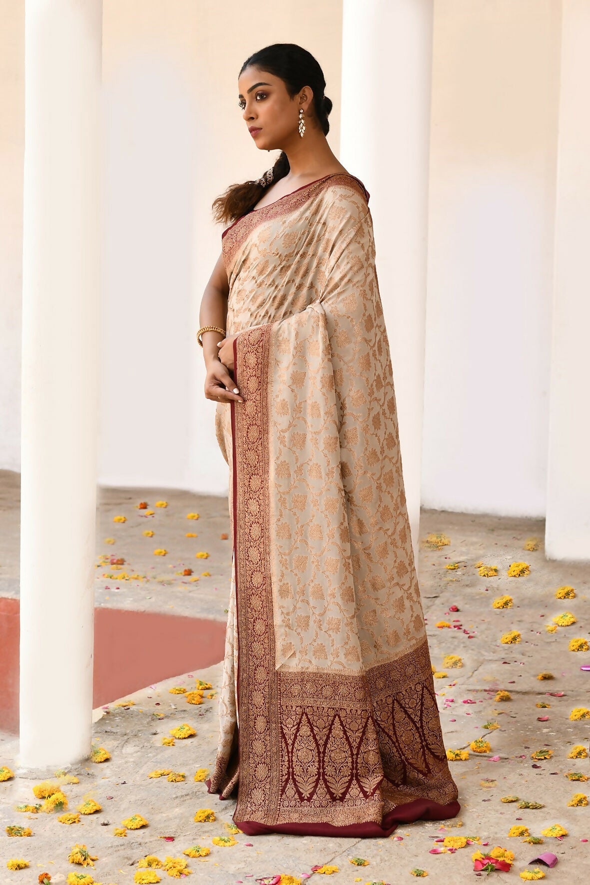 Joban Fashion Crème Crepe Chiffon Pure Handloom Banarasi Silk Saree | Swadesiicart