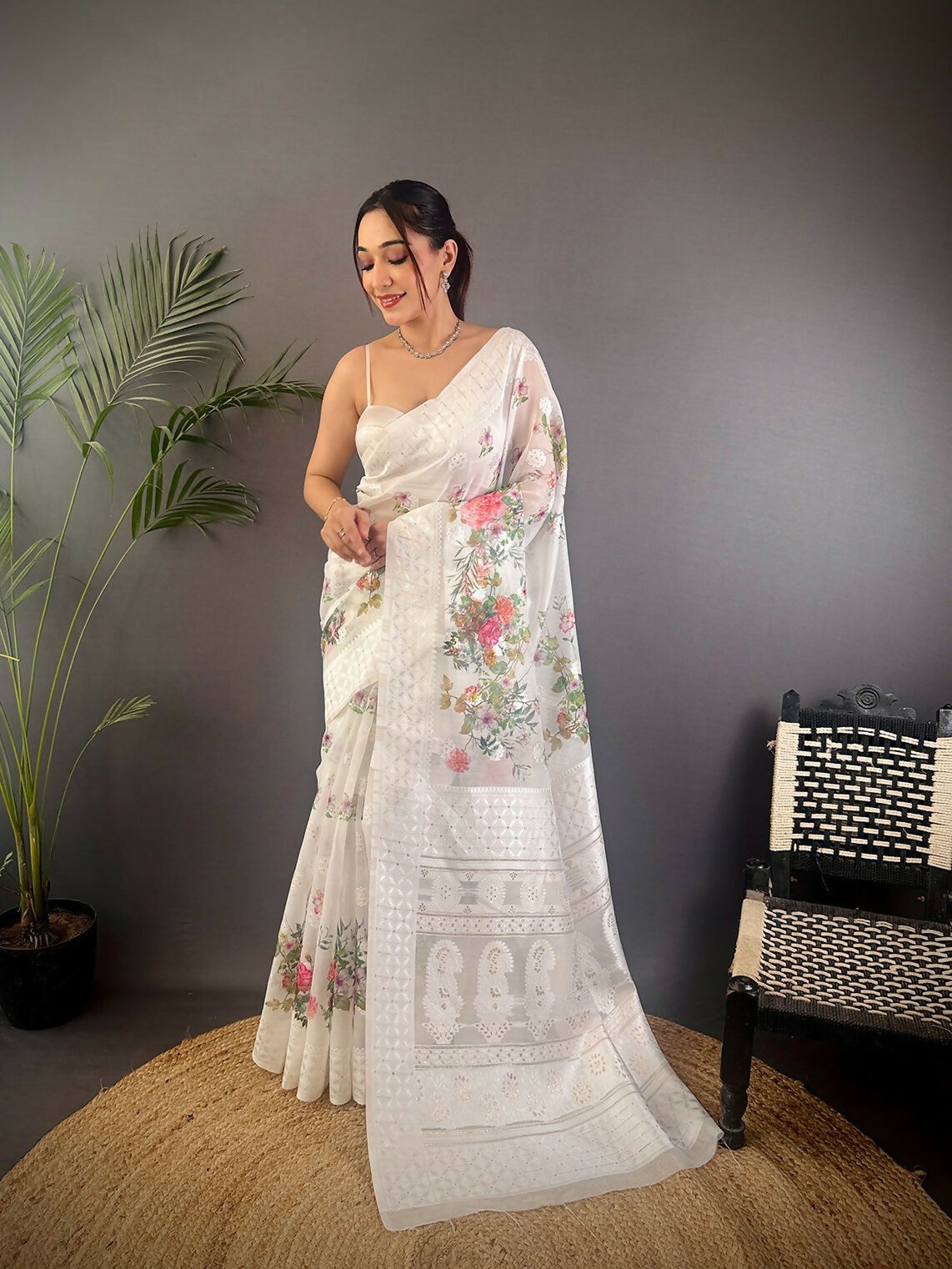 Joban Fashion White Floral Motifs Banarasi Silk Sarees | Swadesiicart