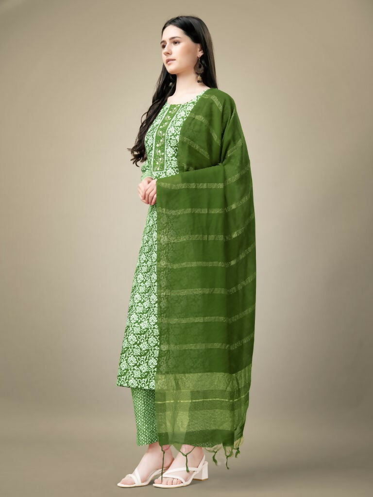 Jyoti Fashion Women's Green Rayon Embroidery & Sequence work Kurta with Trouser & Dupatta | Swadesiicart