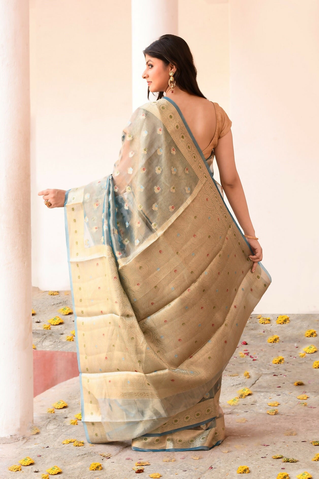 Joban Fashion Grey Pure Banarasi Tissue Saree | Swadesiicart