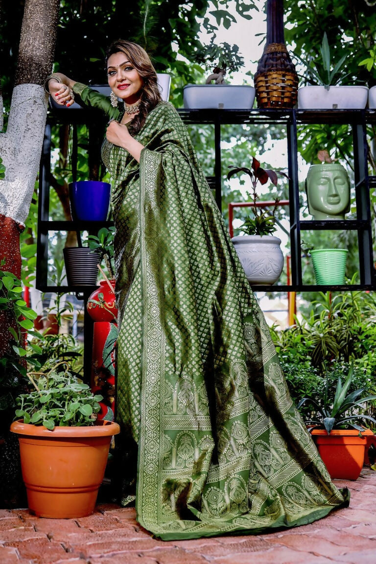 Partywear Designer Mendi Banarasi Silk Fancy Saree - Starwalk | Swadesiicart