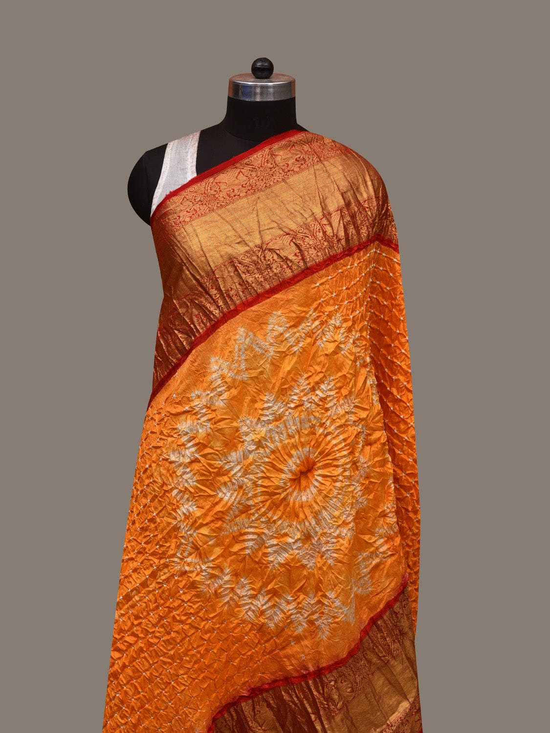 Orange and Red Bandhani Kanchipuram Silk Handloom Dupatta with Border and Chakra Design - Global Threads | Swadesiicart
