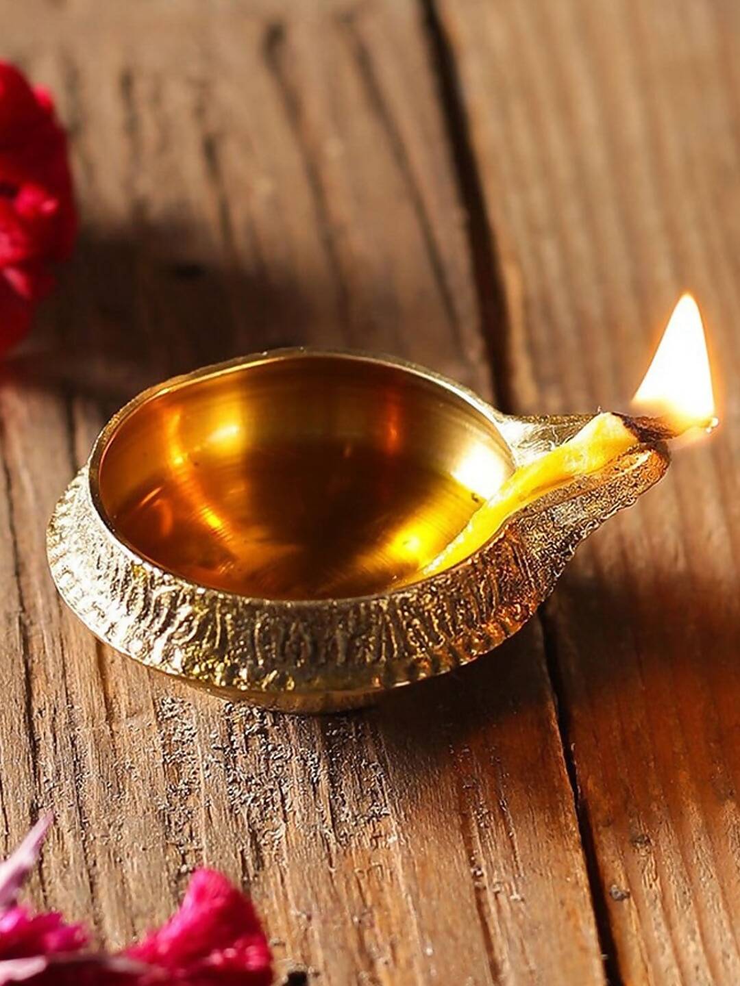 Tied Ribbons Set Of 4 Solid Brass Oil Lamp Diyas | Swadesiicart