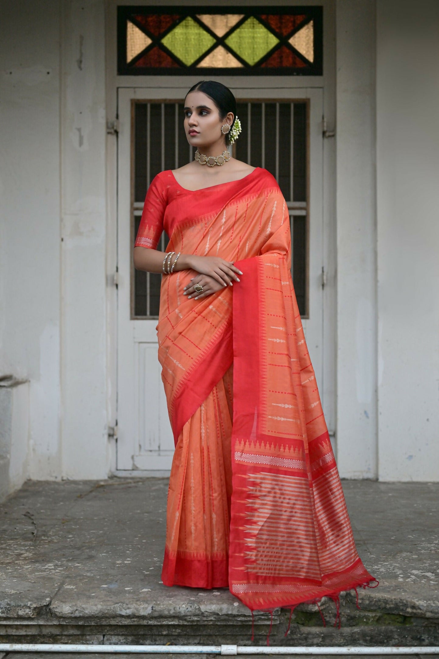 Vishnu Weaves Women's Orange Raw Silk Saree with Blouse - Swadesiicart