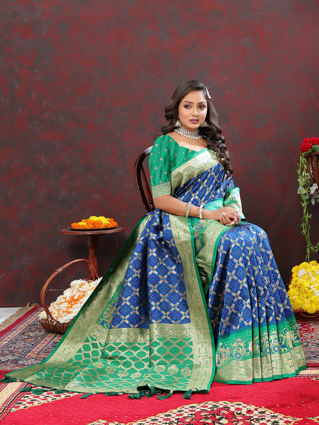 Lorenvalley Fashion Blue & Green Patola Silk Woven Design Meenakari Weaving Saree - Swadesiicart