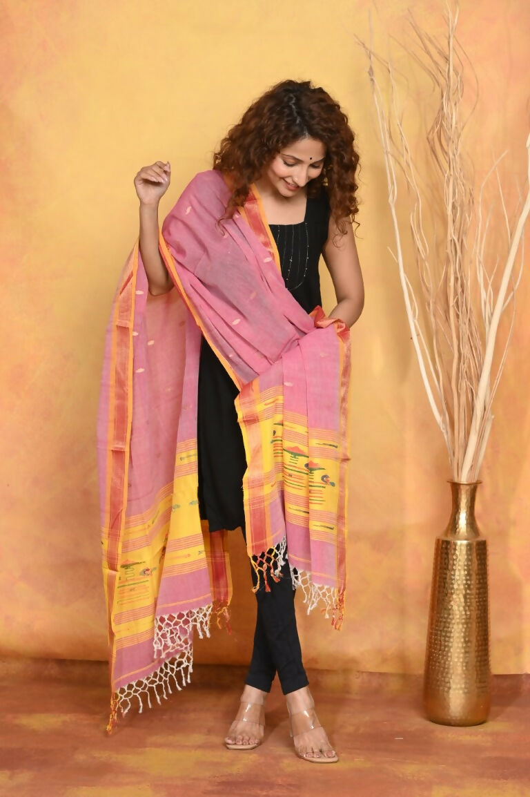 Very Much Indian Handloom Pure Cotton Paithani Dupatta Pink | Swadesiicart