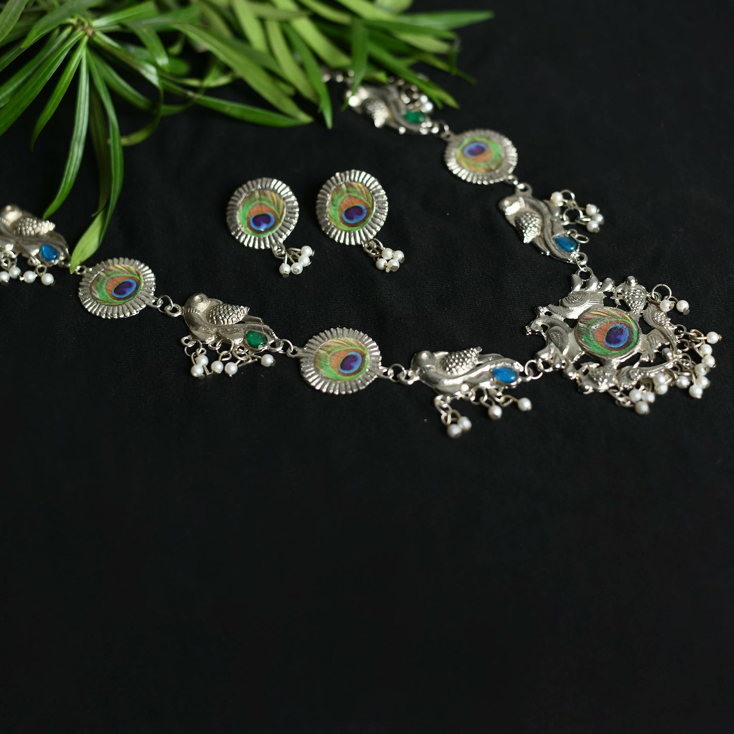 Mominos Fashion Johar Kamal Oxidised Silver-Plated Brass Finish Long Necklace For Women (Silver) | Swadesiicart