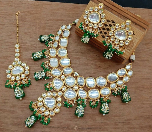 Joban Fashion Green kundan work Necklace Set | Swadesiicart