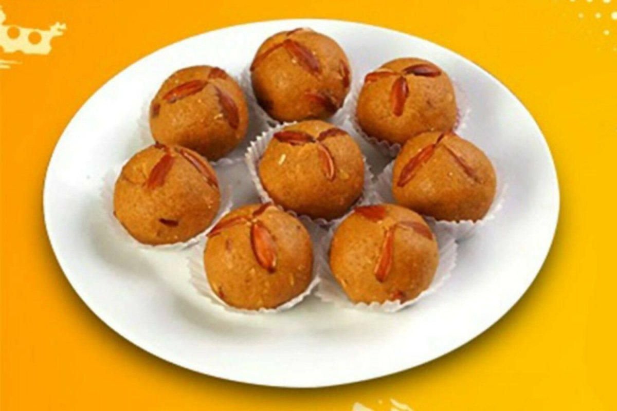 Agra Sweets Besan Laddu | Swadesiicart