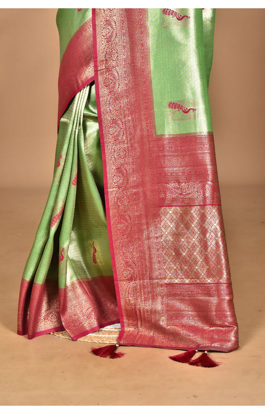 Morchari Women Desgin Banarasi Silk Saree-Green | Swadesiicart