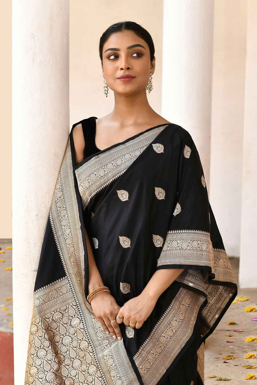 Joban Fashion Black Pure Katan Pure Handloom Banarasi Silk Saree | Swadesiicart