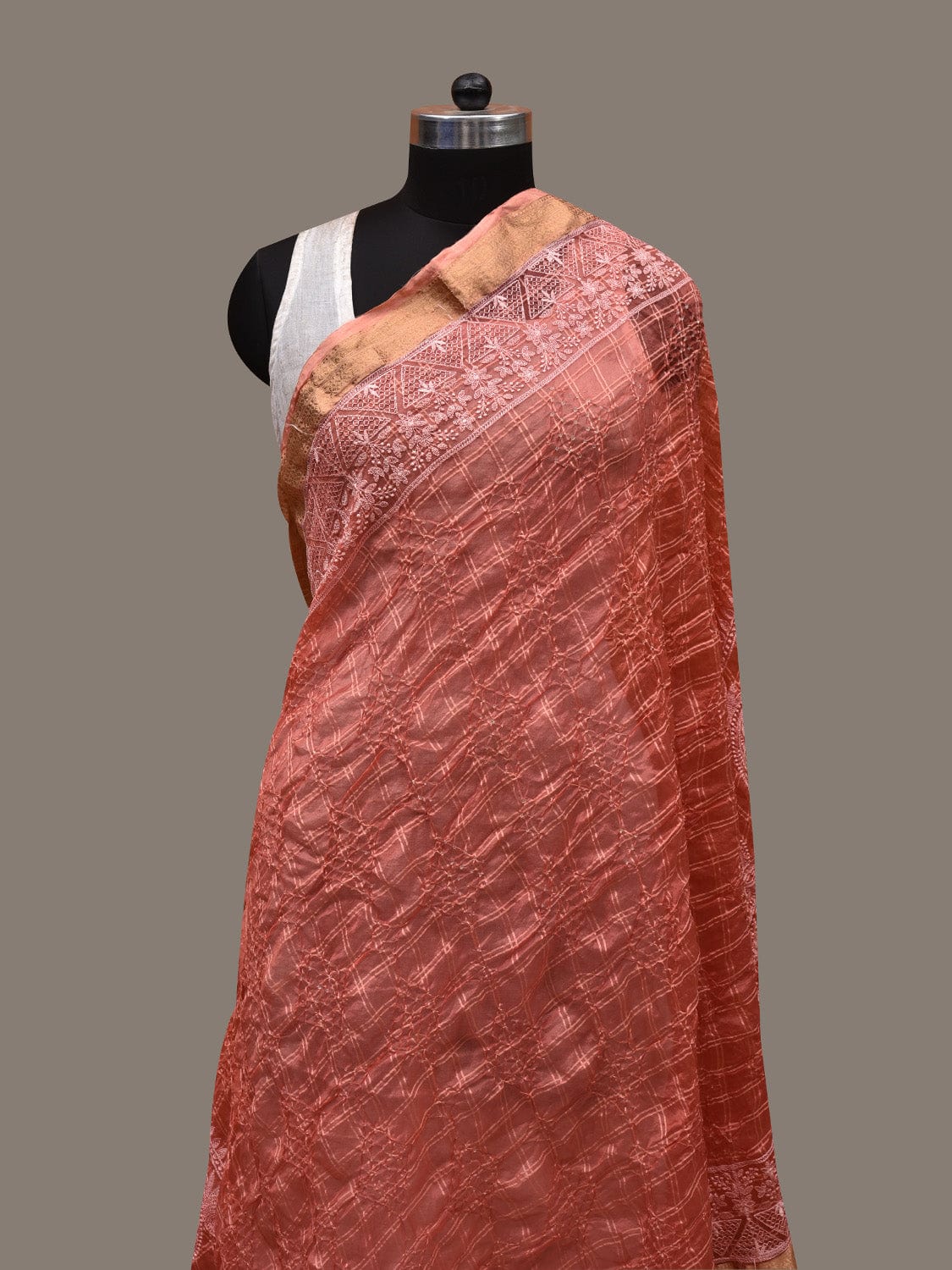 Peach Bandhani Silk Handloom Dupatta with Mango and Border Design - Global Threads | Swadesiicart