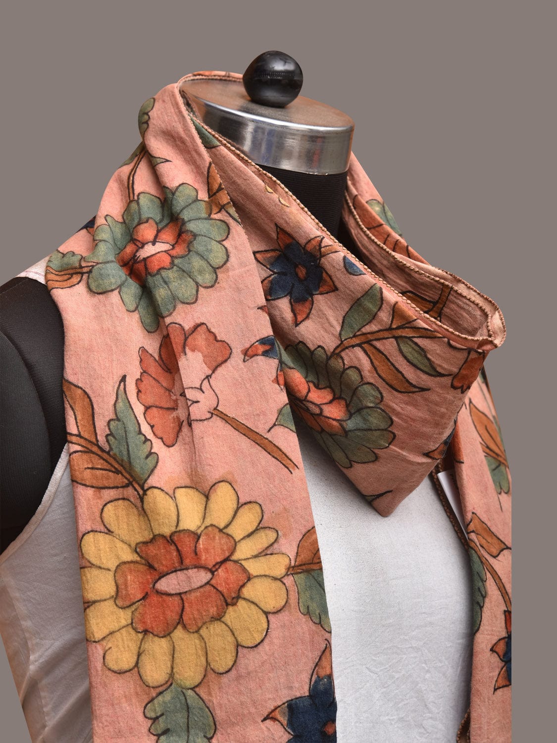 Peach Kalamkari Hand Painted Sico Stole with Floral Design - Global Threads | Swadesiicart