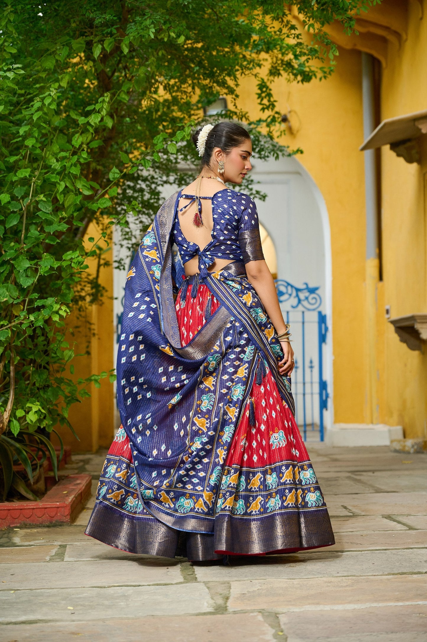 DEIANA'S Jacquard With Jari Lining With Print Lehenga Choli - Red - Swadesiicart