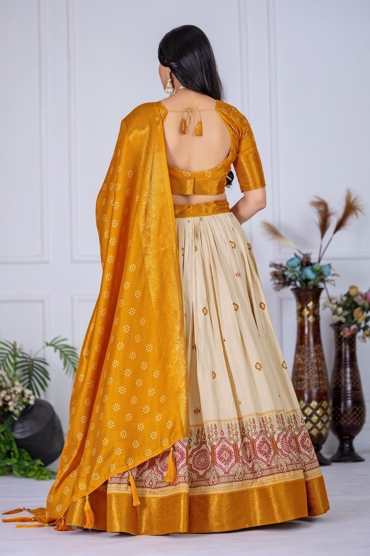 DEIANA'S Jacquard With Jari Lining With Print Lehenga Choli - Off White - Swadesiicart