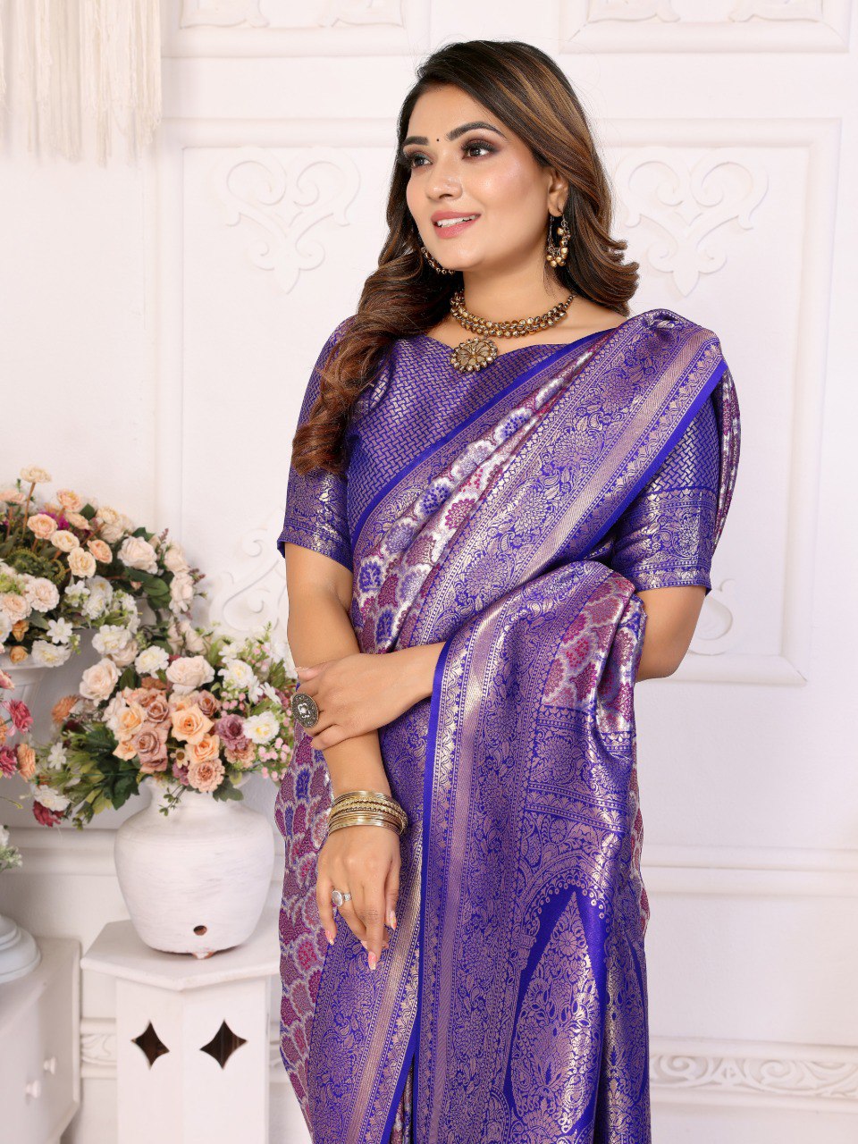Anaita Lavender Banarasi Chaturi Silk With Weaving Saree With Blouse