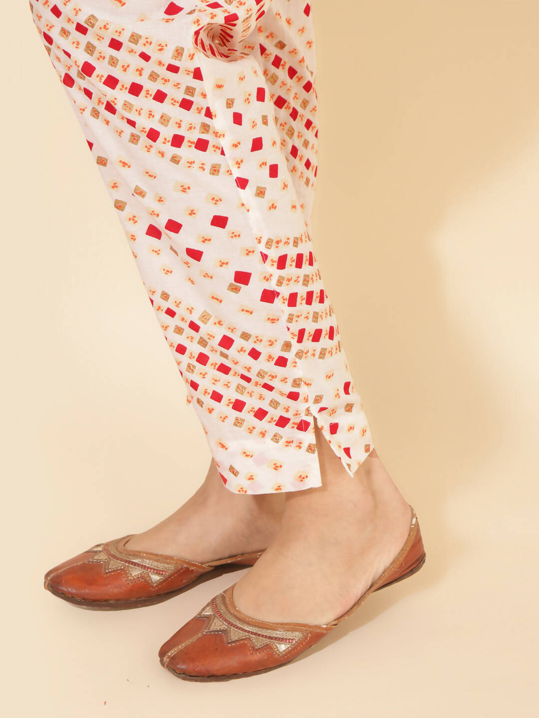 Janasya Women's White Cotton Geometric Printed Casual A-line Co-ords - Swadesiicart