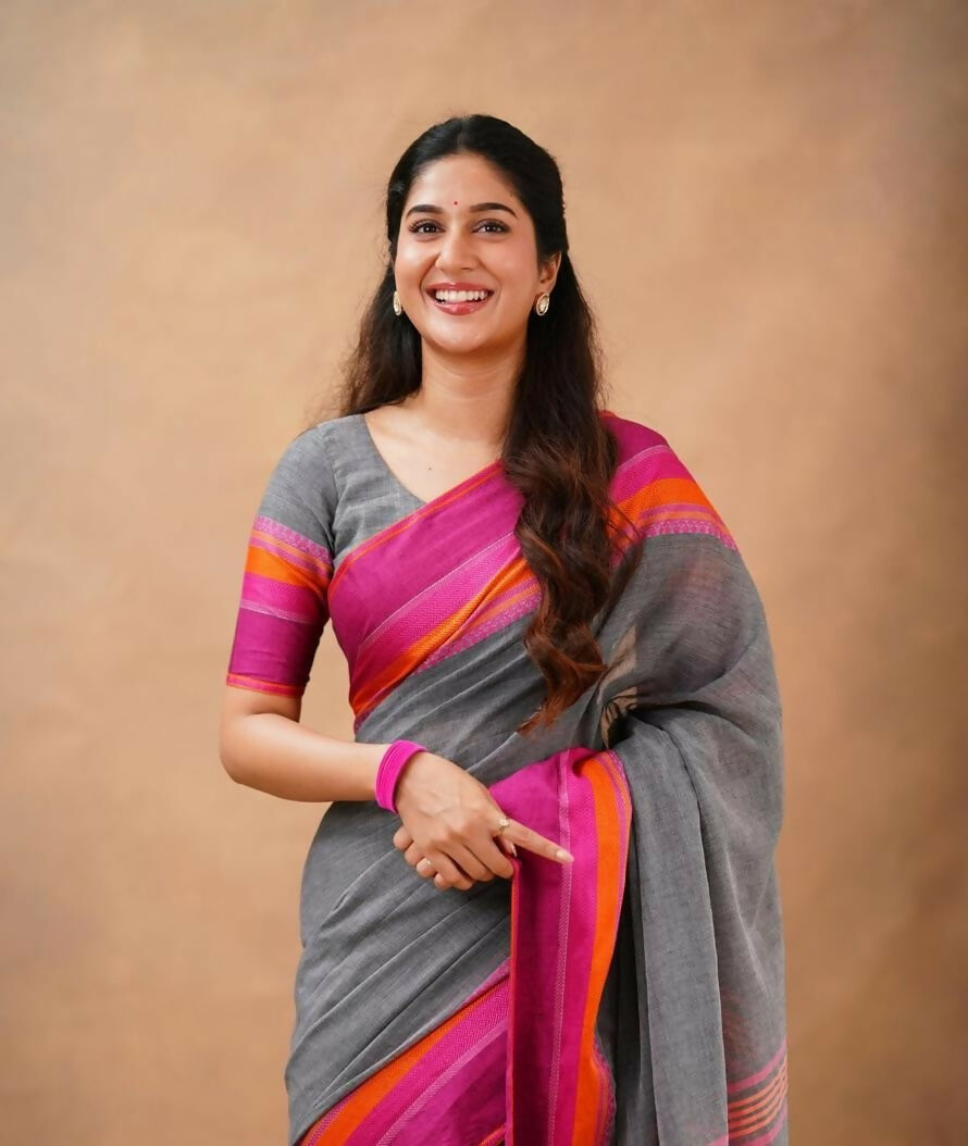 Exclusive Collection Grey Beautiful Khadi Cotton Handloom Saree - Swadesiicart