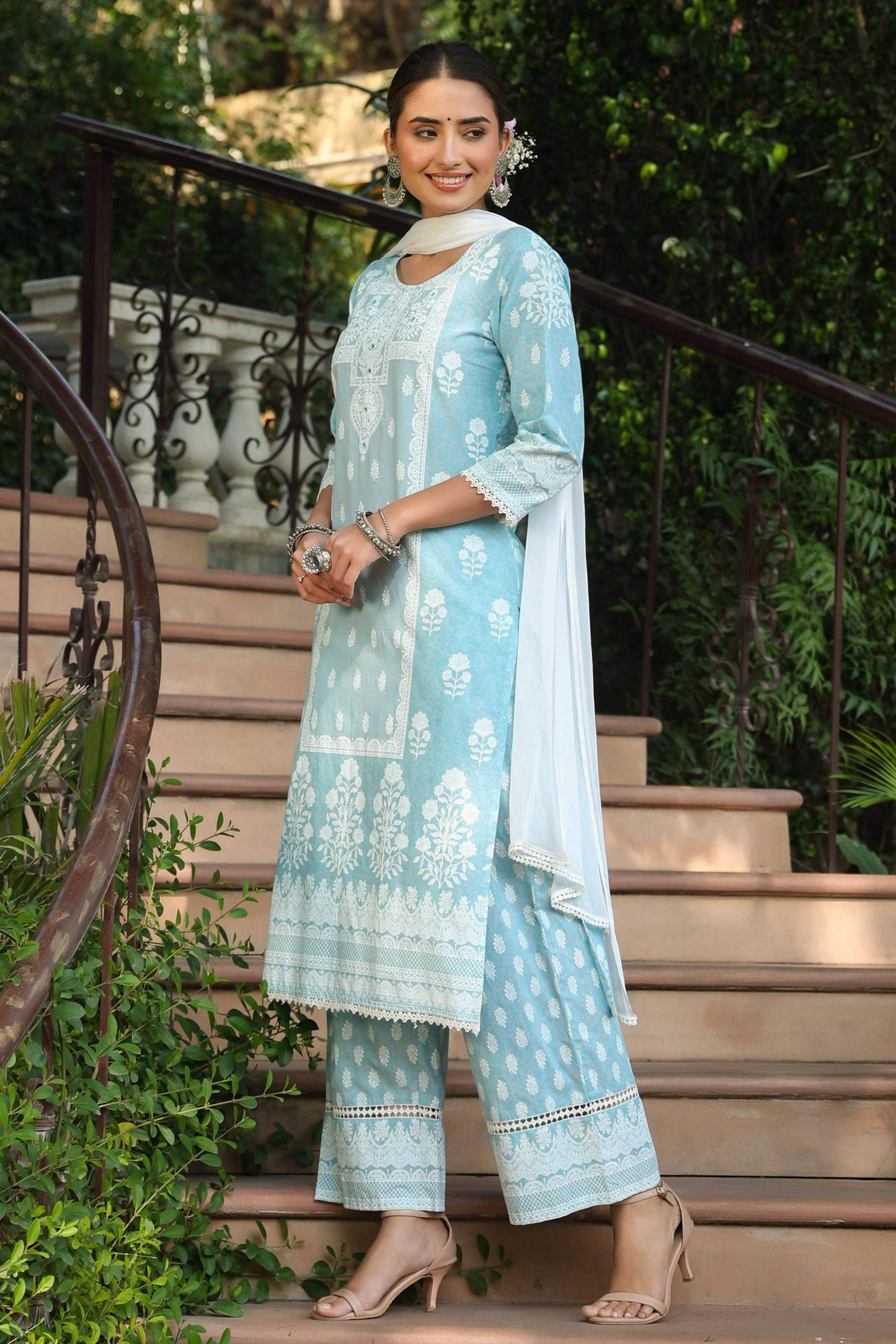 Juniper Women's Skyblue Printed Straight Kurta Sets | Swadesiicart