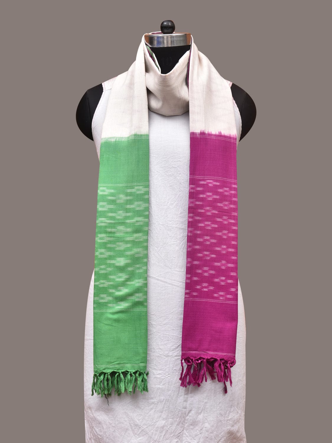 Purple and White Pochamaplly Ikat Cotton Handloom Dupatta with Temple Border Design - Global Threads | Swadesiicart