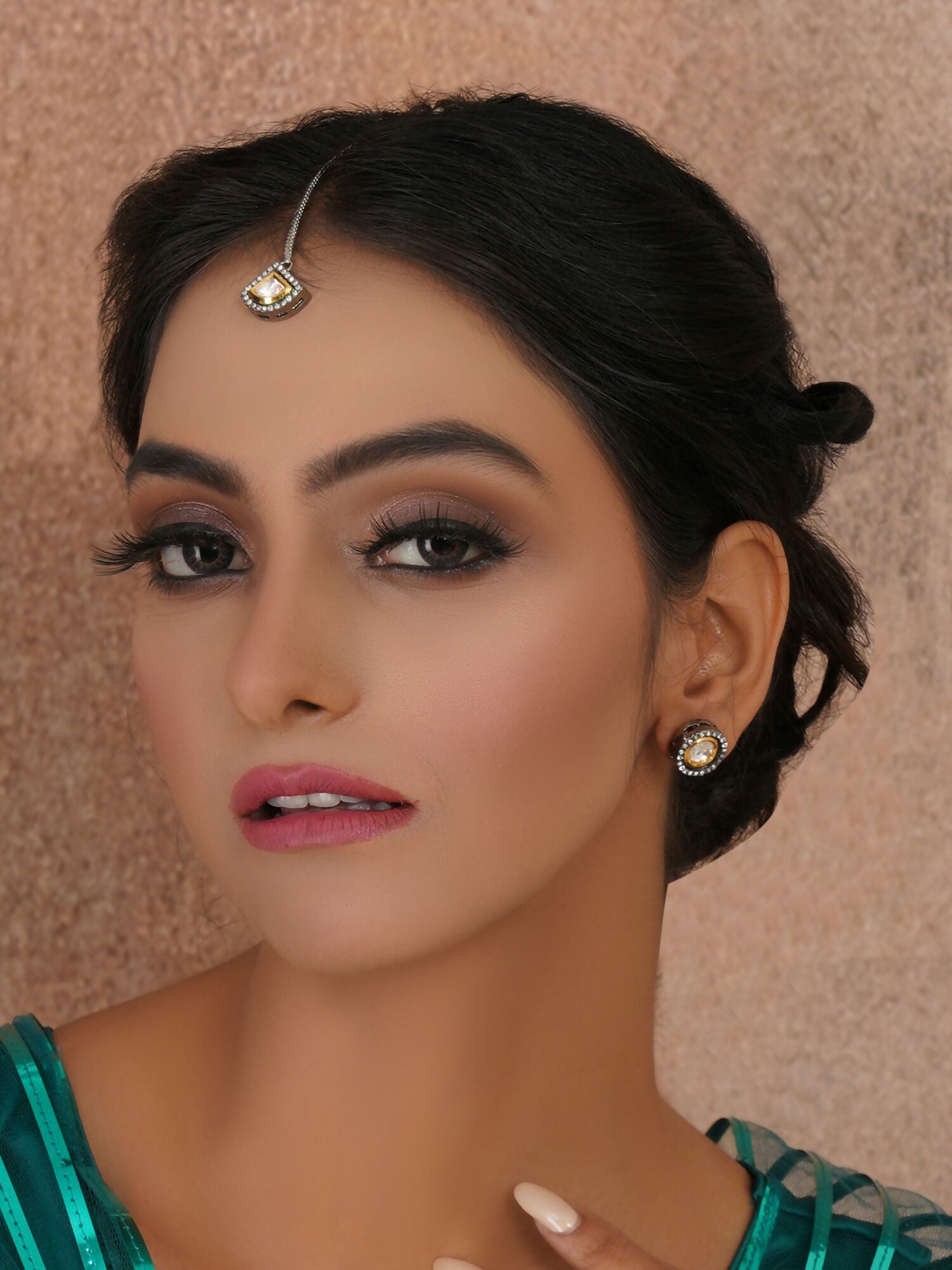 Dual Tone Kundan Maang Tikka with Earrings Jewellery Set (silver) - Ruby Raang - Ruby Raang Studio