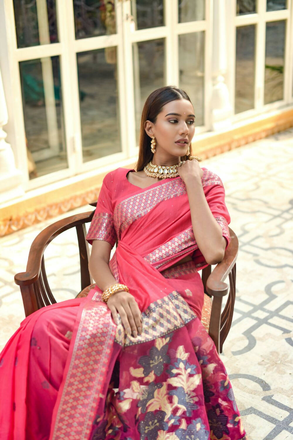 Vishnu Weaves Women's Rani Pink Cotton Silk Zari Woven Butta Work Saree with Blouse - Swadesiicart