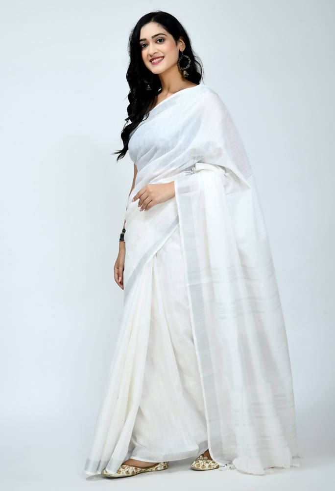 Mominos Fashion Moeza Bhagalpuri Handloom Silk White Saree | Swadesiicart