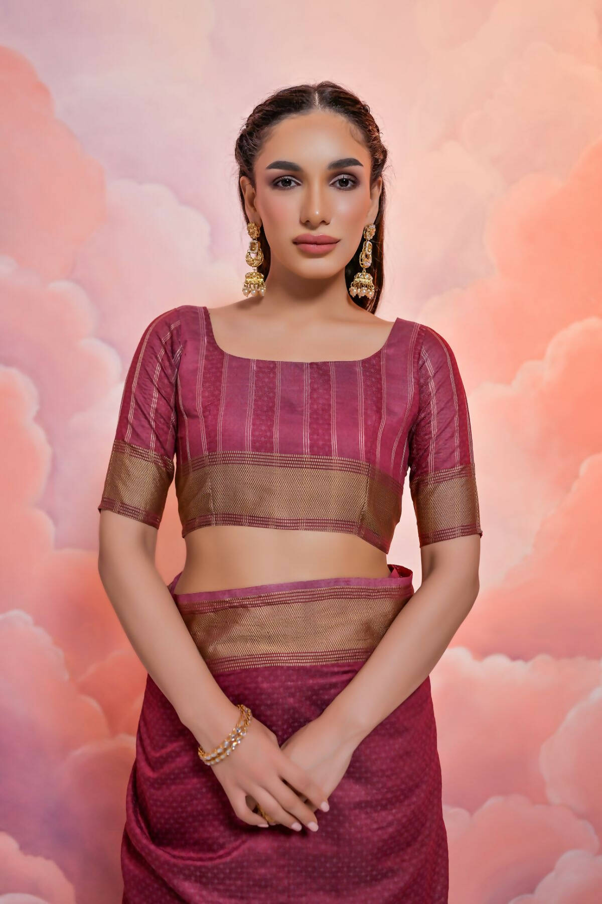 Vishnu Weaves Women's Maroon Cotton Self Weaving Saree with Blouse - Swadesiicart