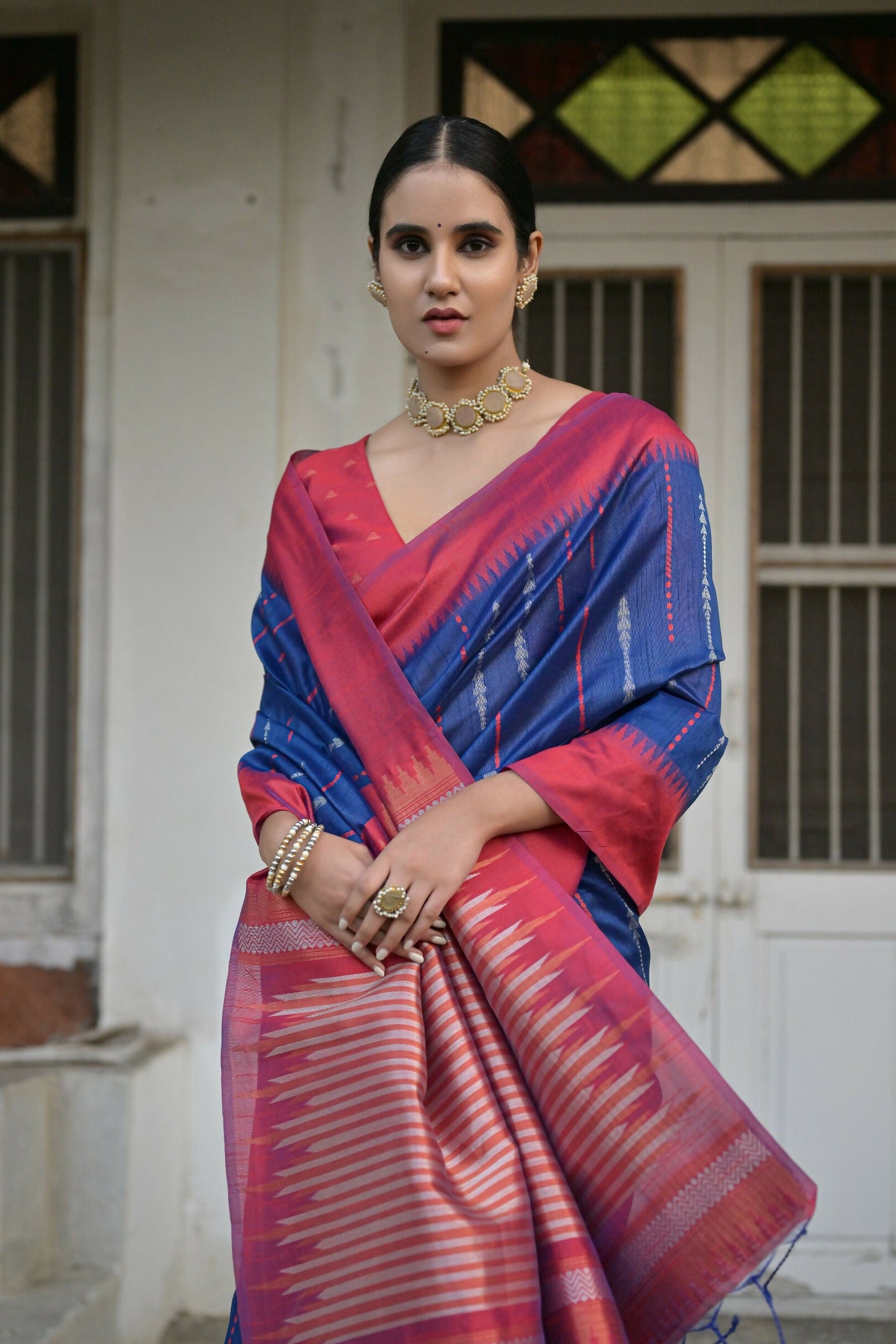 Vishnu Weaves Women's Blue Raw Silk Saree with Blouse - Swadesiicart