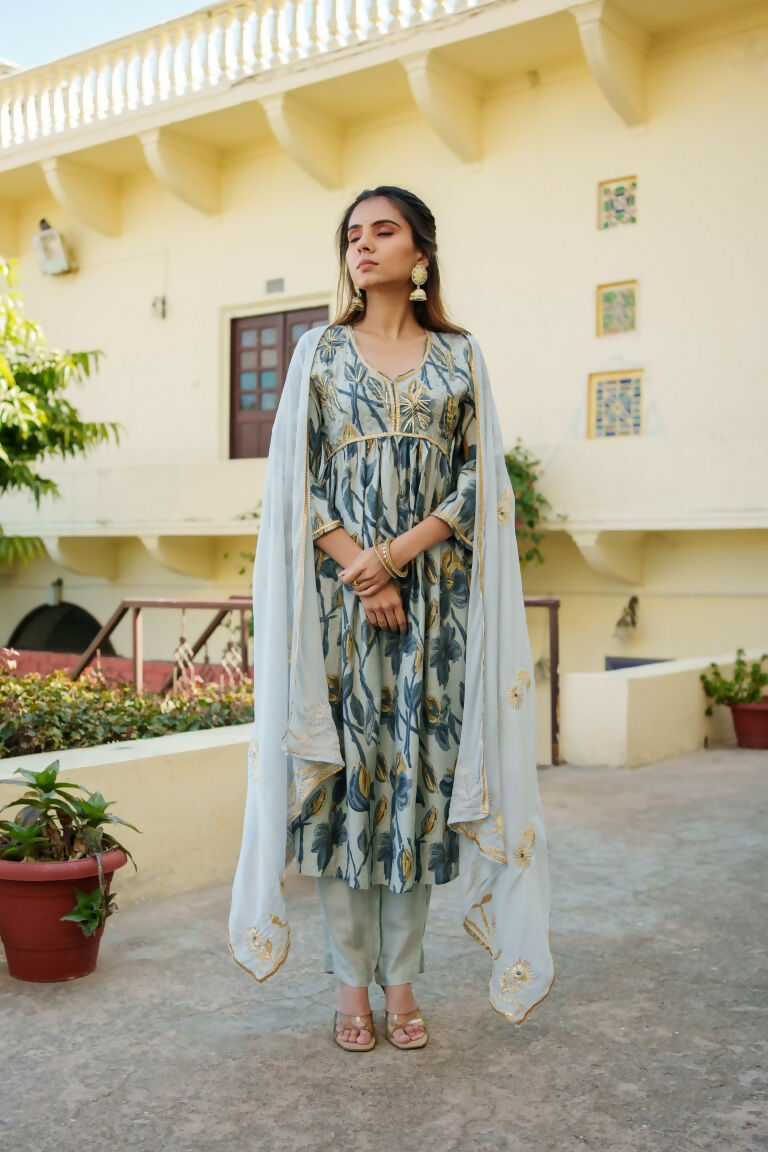 Vaasva Women SkyBlue Muslin Embroidered Kurta,Pant & Dupatta Set | Swadesiicart