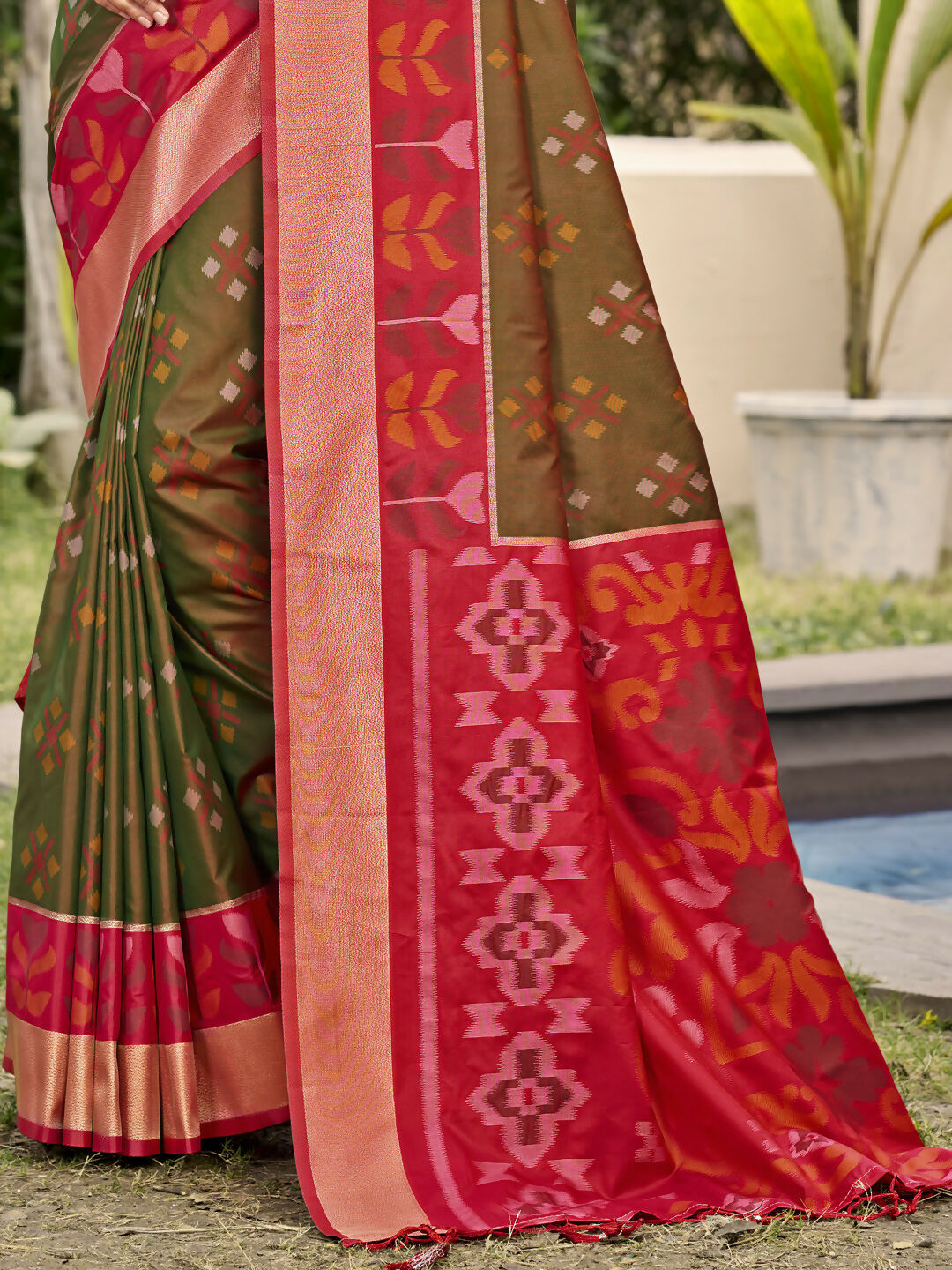 Shree Shyam Fashion Pochampalli Silk Brown Saree
