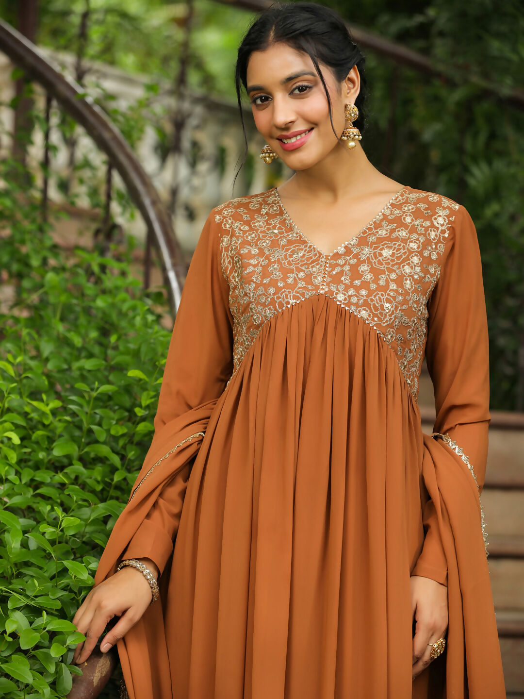 Janasya Brown Georgette Yoke Embroidery Kurta,Bottom & Dupatta | Swadesiicart