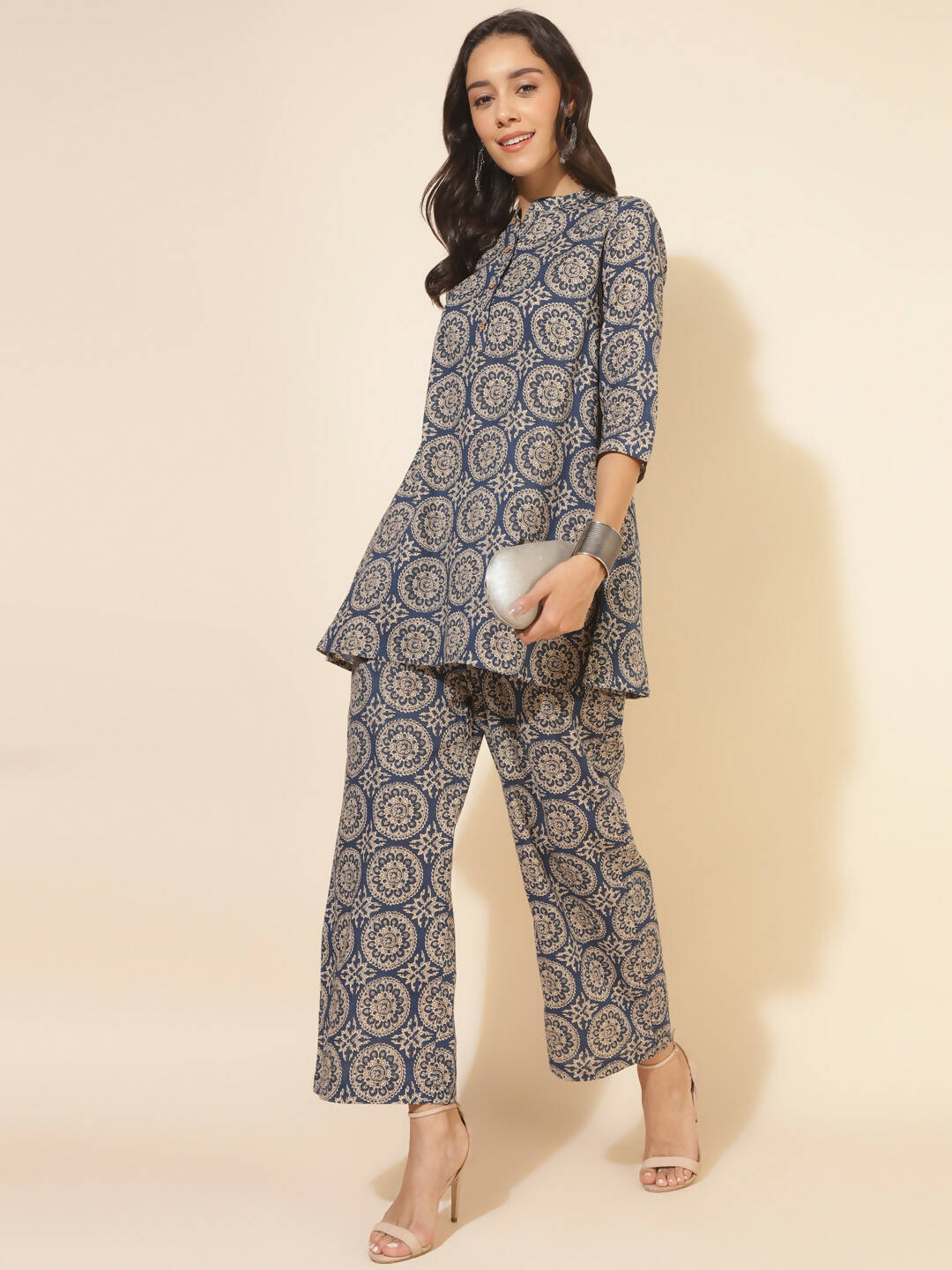 Janasya Women's Blue Cotton Ethnic Motifs Casual Regular Co-ords - Swadesiicart