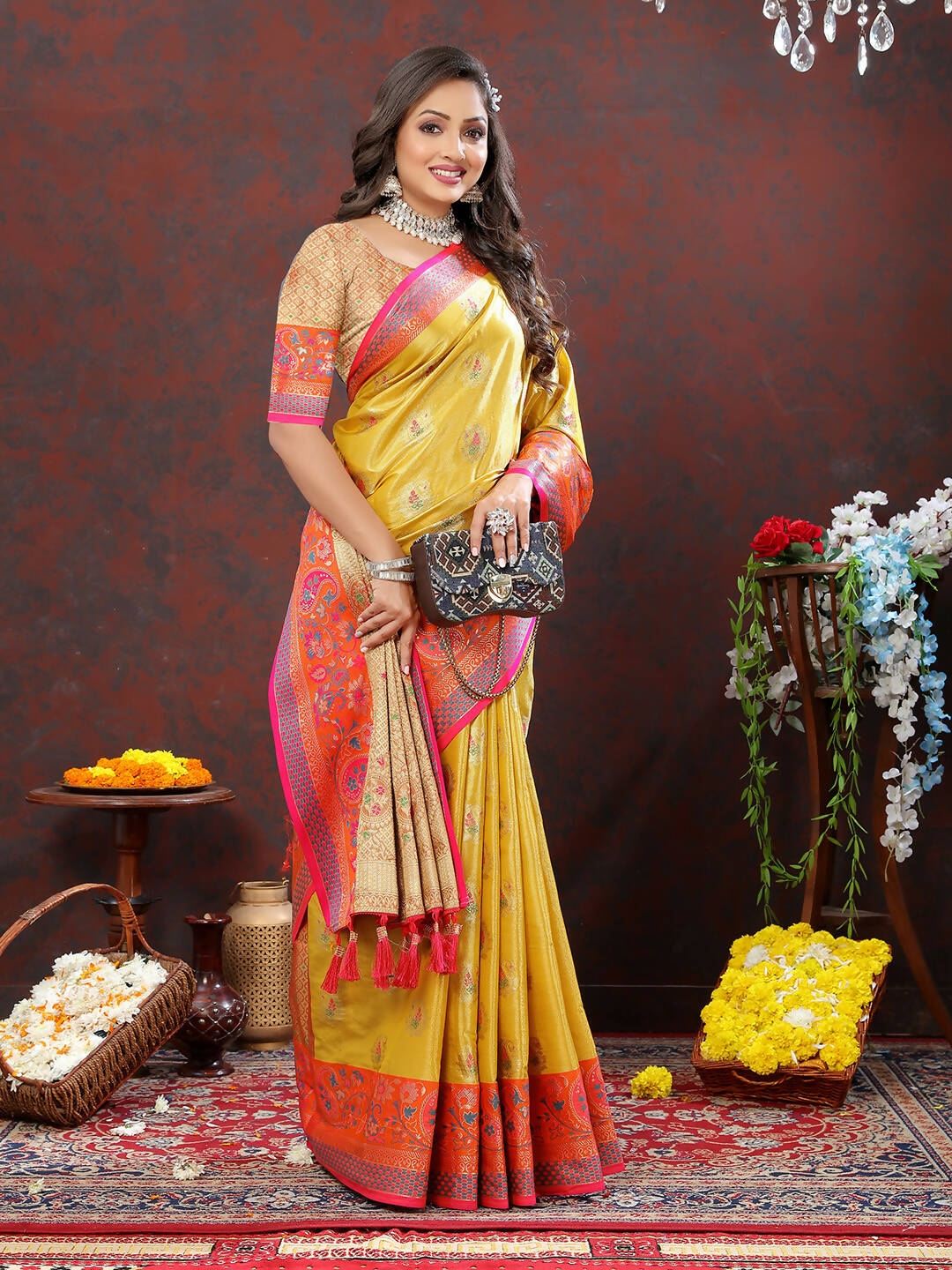Lorenvalley Fashion Yellow Kanjivaram Silk Woven Design with Zari Weaving Saree - Swadesiicart