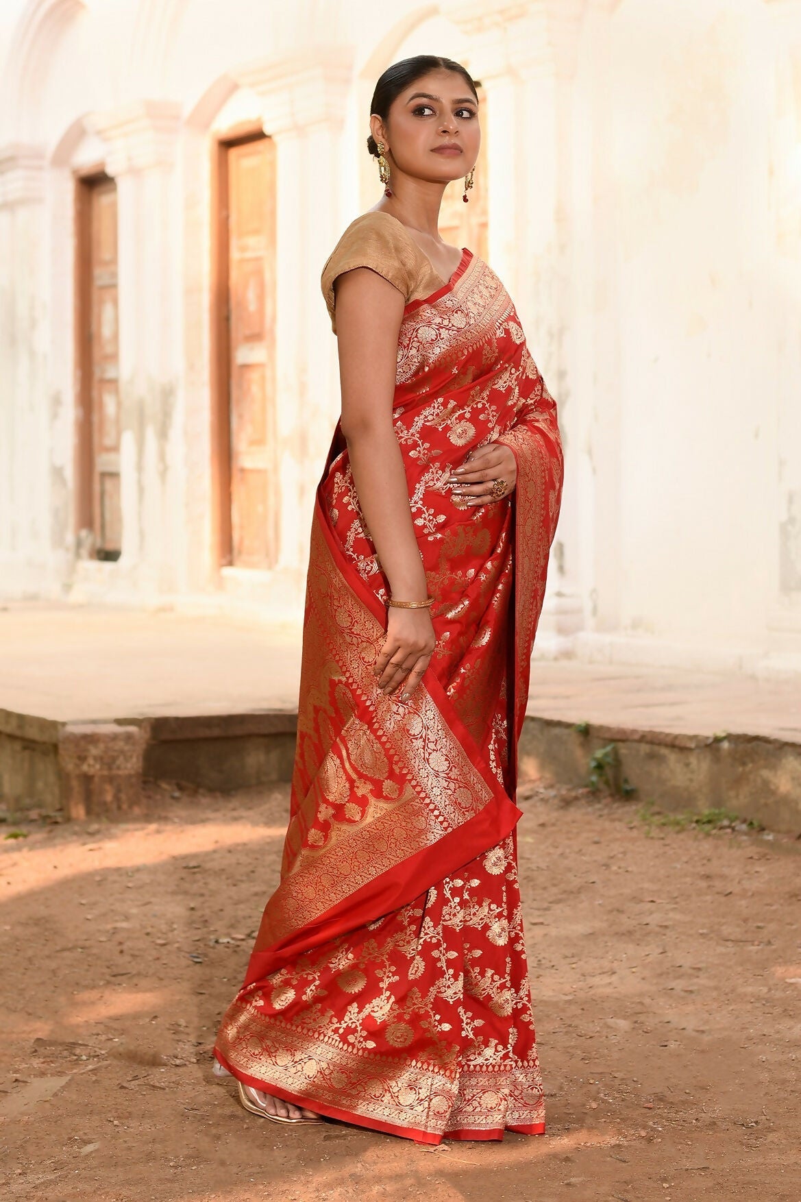 Joban Fashion Red Banarasi Soft Pure Handloom Banarasi Silk Saree | Swadesiicart